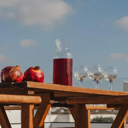 דירה Sea La Vie Apartment, Steps From The