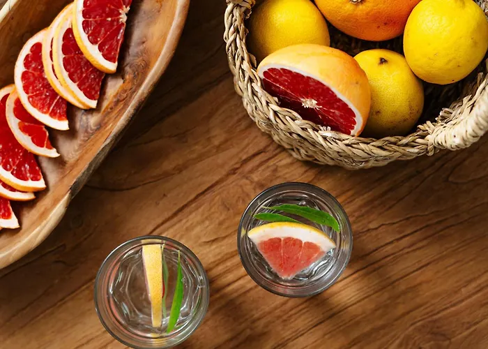 Sea La Vie Apartment, Steps From The