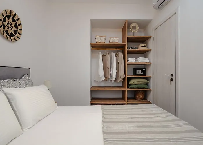 Sea La Vie Apartment, Steps From The Apartment *